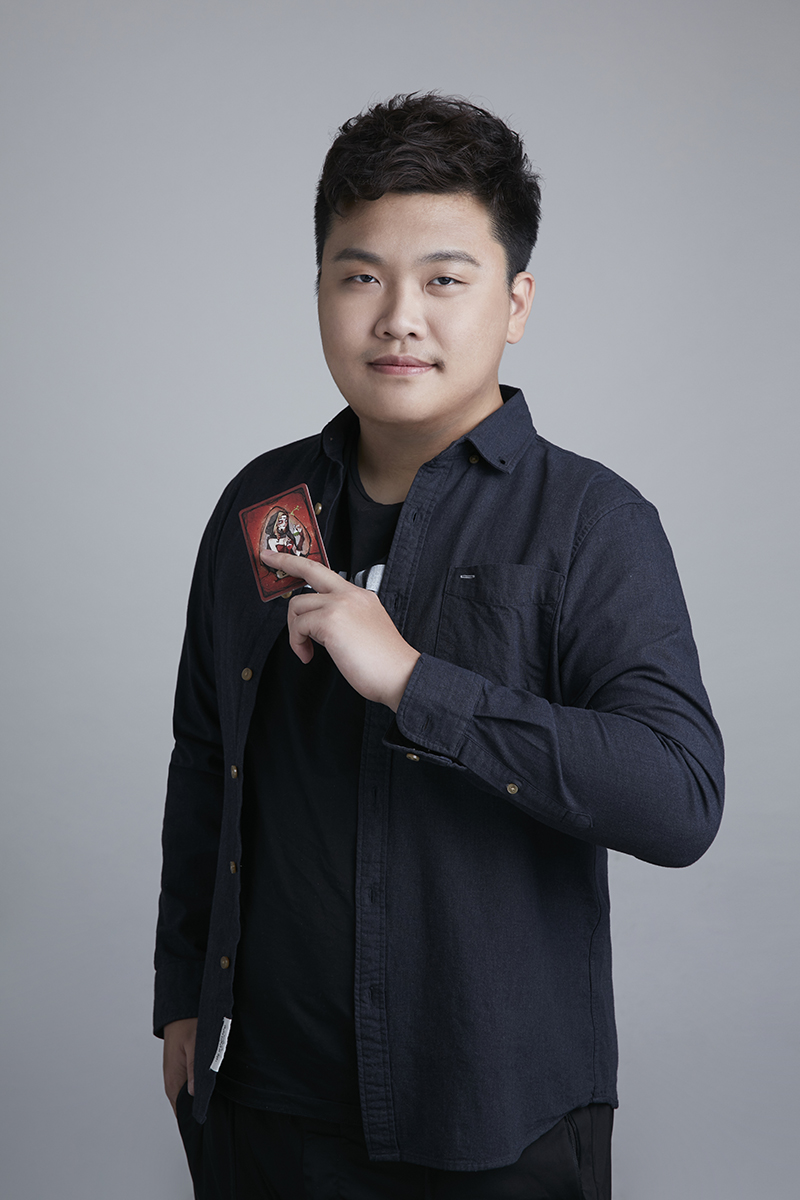 知名狼人杀主播饮料 出席《狼人杀官方》首席