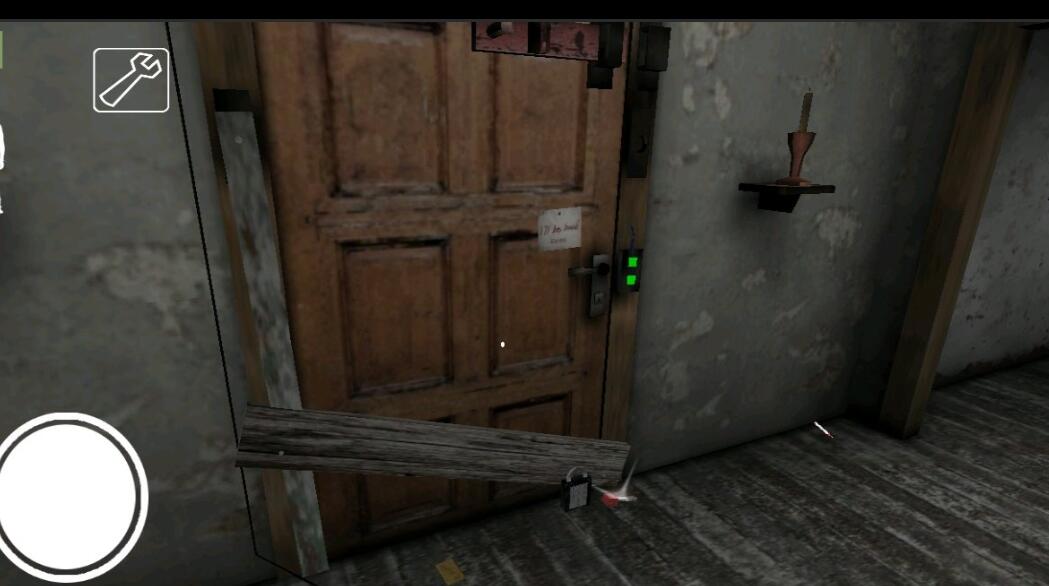 恐怖奶奶大门怎么开